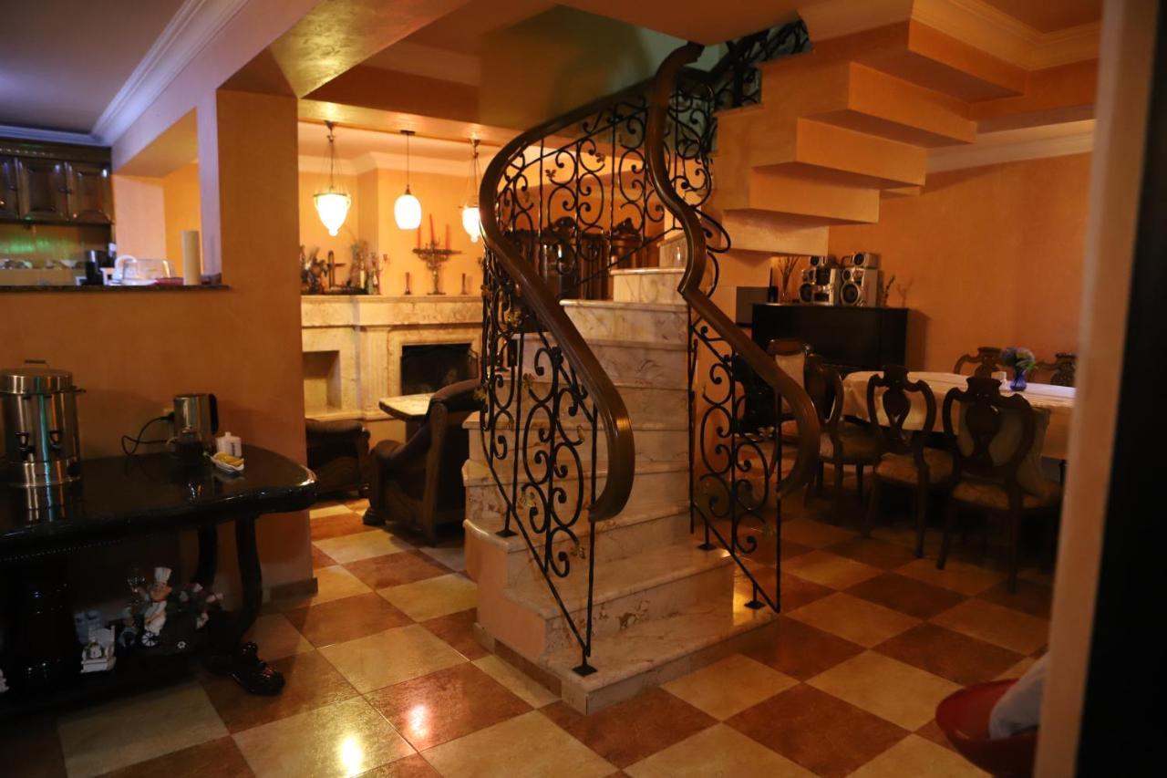 Hotel Black Sea House Batumi Luaran gambar