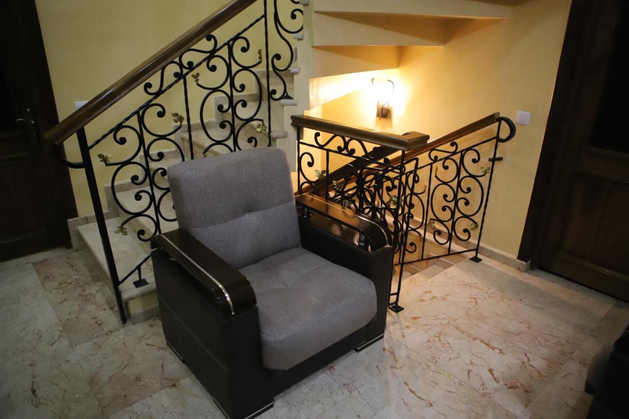 Hotel Black Sea House Batumi Luaran gambar
