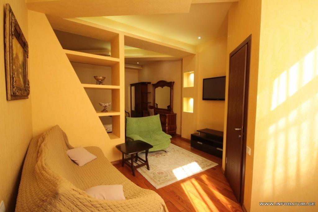 Hotel Black Sea House Batumi Luaran gambar