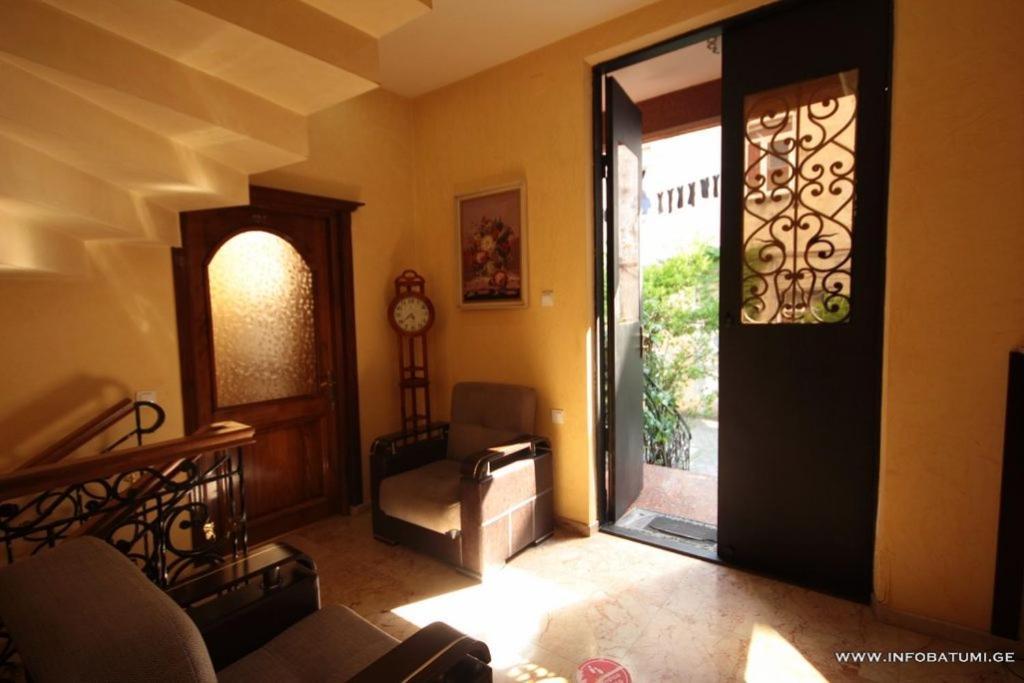 Hotel Black Sea House Batumi Luaran gambar