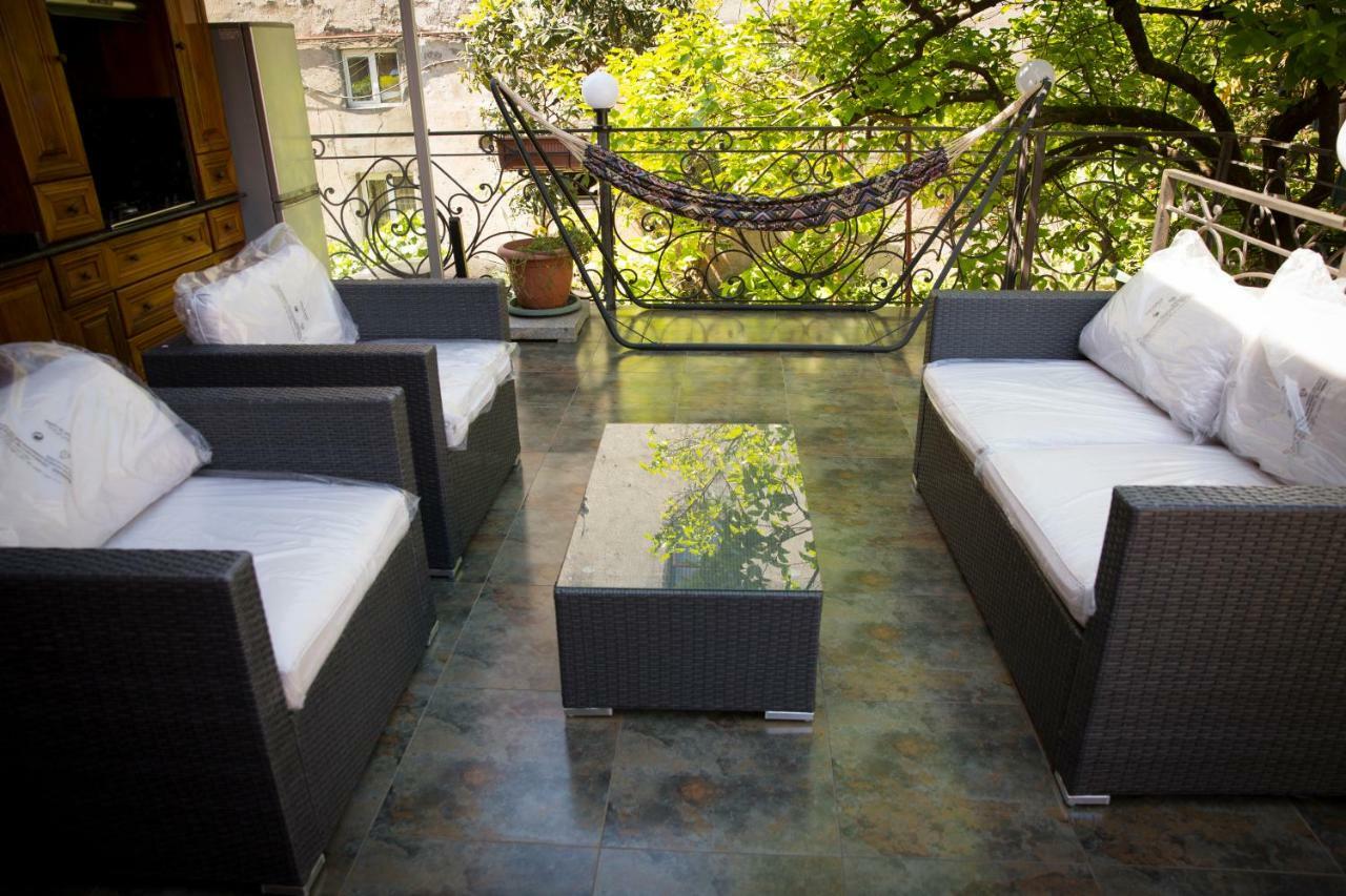 Hotel Black Sea House Batumi Luaran gambar